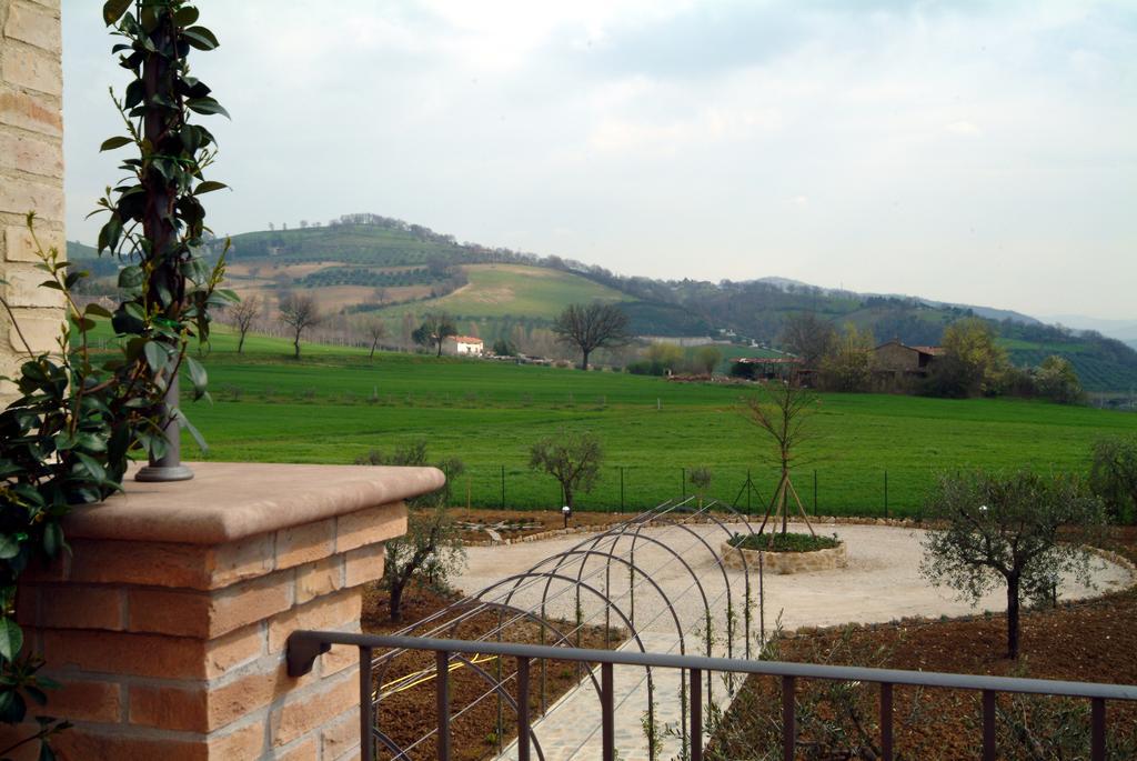 Ripa Agriturismo Casale Le Selvette מראה חיצוני תמונה