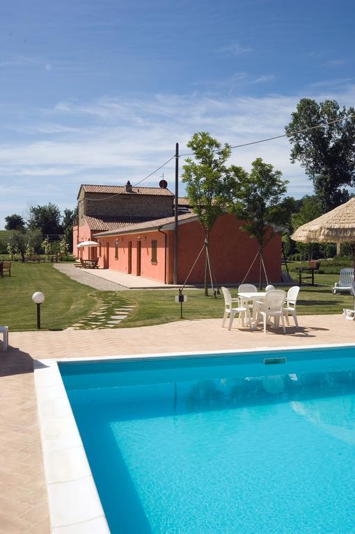Ripa Agriturismo Casale Le Selvette מראה חיצוני תמונה