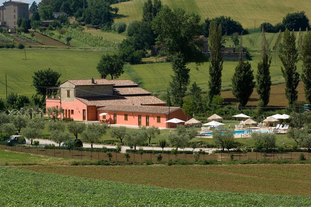 Ripa Agriturismo Casale Le Selvette מראה חיצוני תמונה