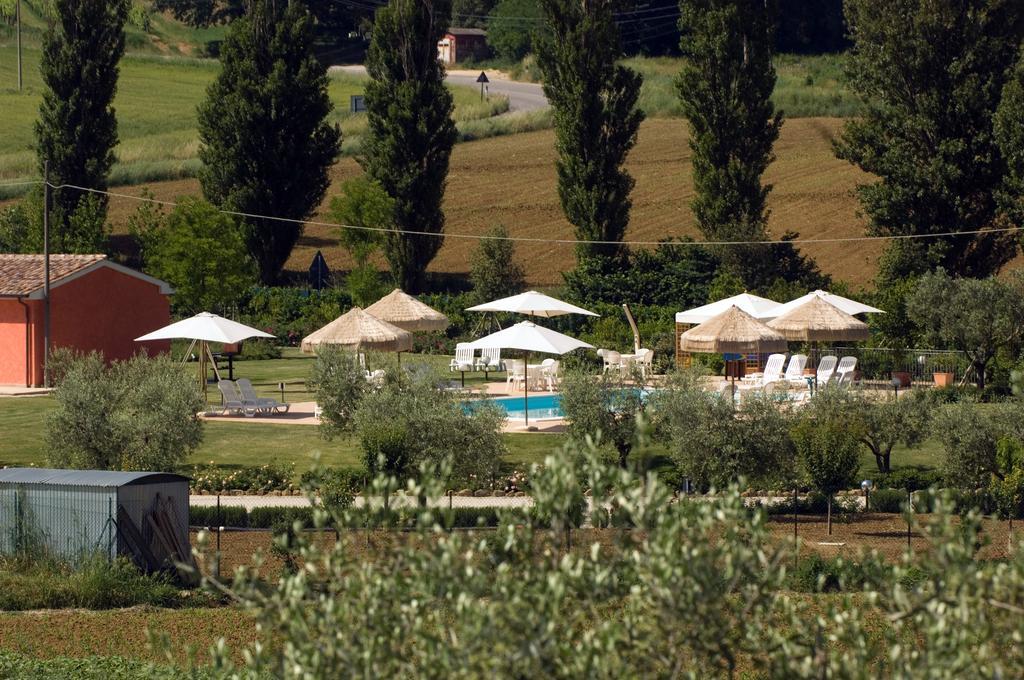 Ripa Agriturismo Casale Le Selvette מראה חיצוני תמונה