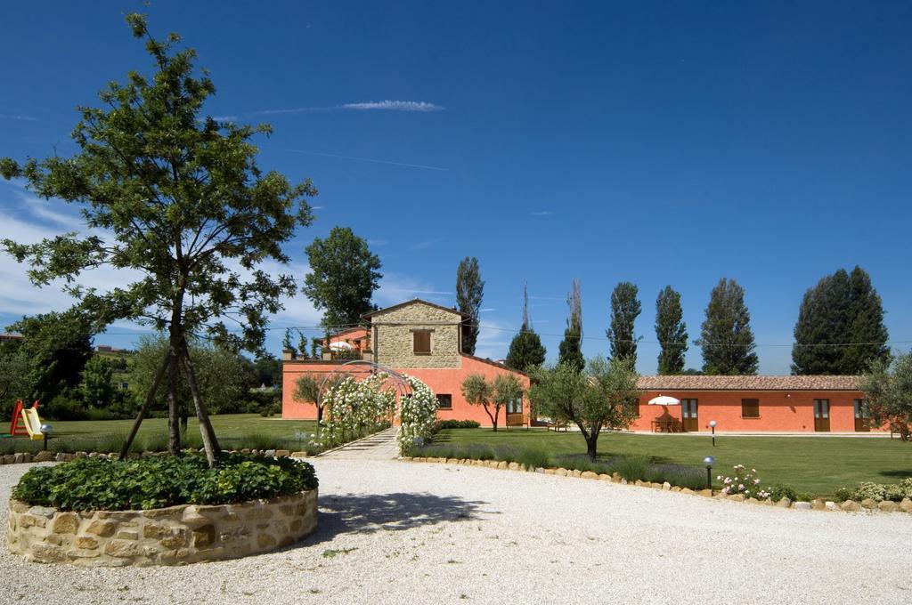 Ripa Agriturismo Casale Le Selvette מראה חיצוני תמונה