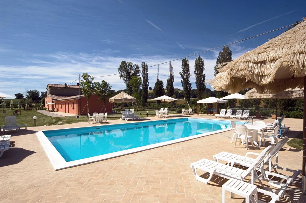 Ripa Agriturismo Casale Le Selvette מראה חיצוני תמונה