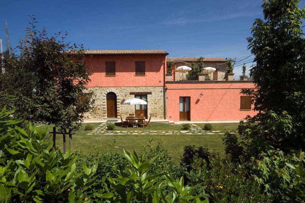 Ripa Agriturismo Casale Le Selvette מראה חיצוני תמונה