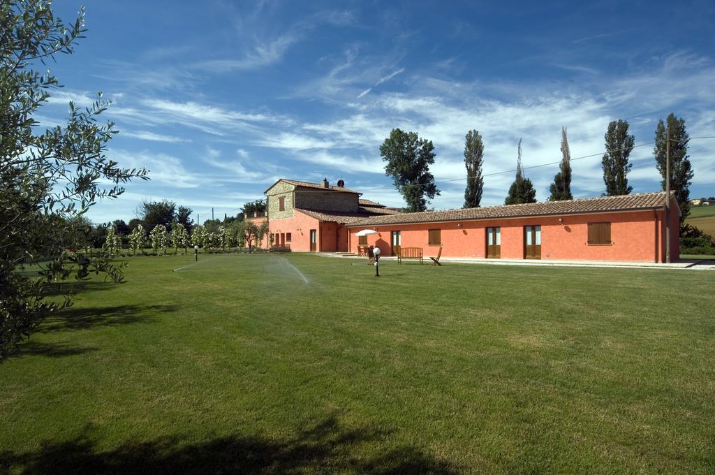 Ripa Agriturismo Casale Le Selvette מראה חיצוני תמונה