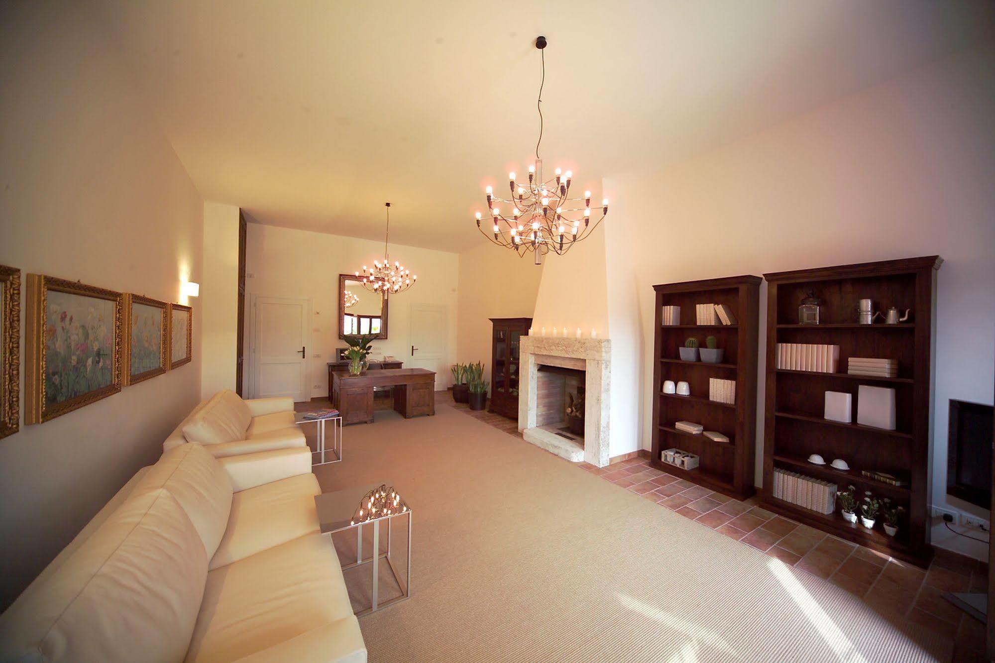 Ripa Agriturismo Casale Le Selvette מראה חיצוני תמונה